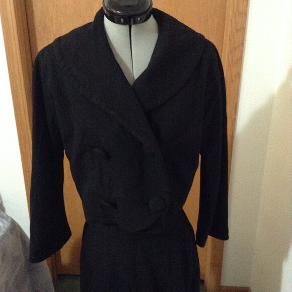 Vintage Early-1960s Black Double-Breasted Skirt Suit - Picture 2 of 6